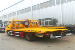 兴业附近拖车救援搭电